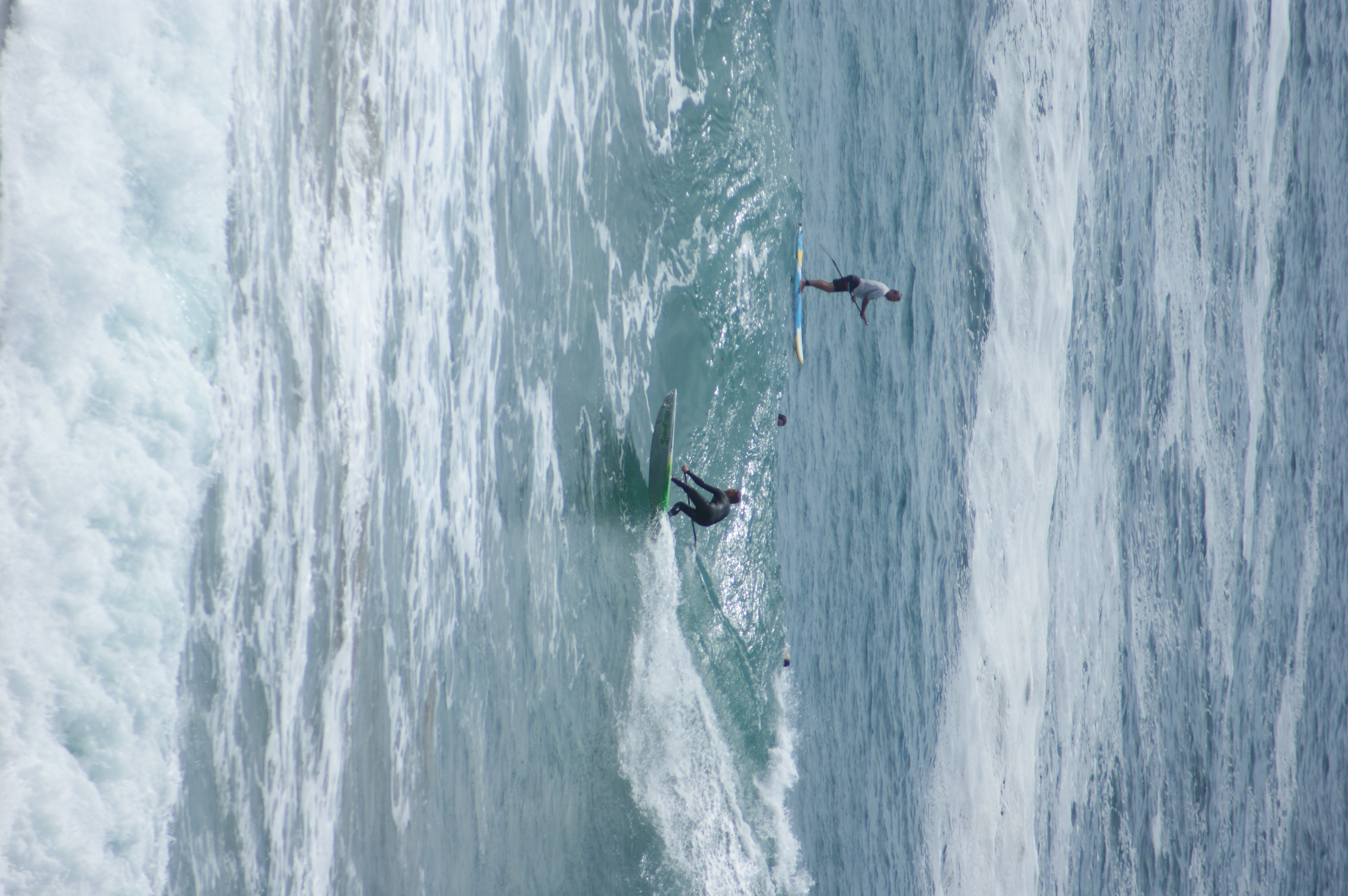 Fuerteventura para Surfistas y Kitesurfistas: La Meca del Viento en Europa