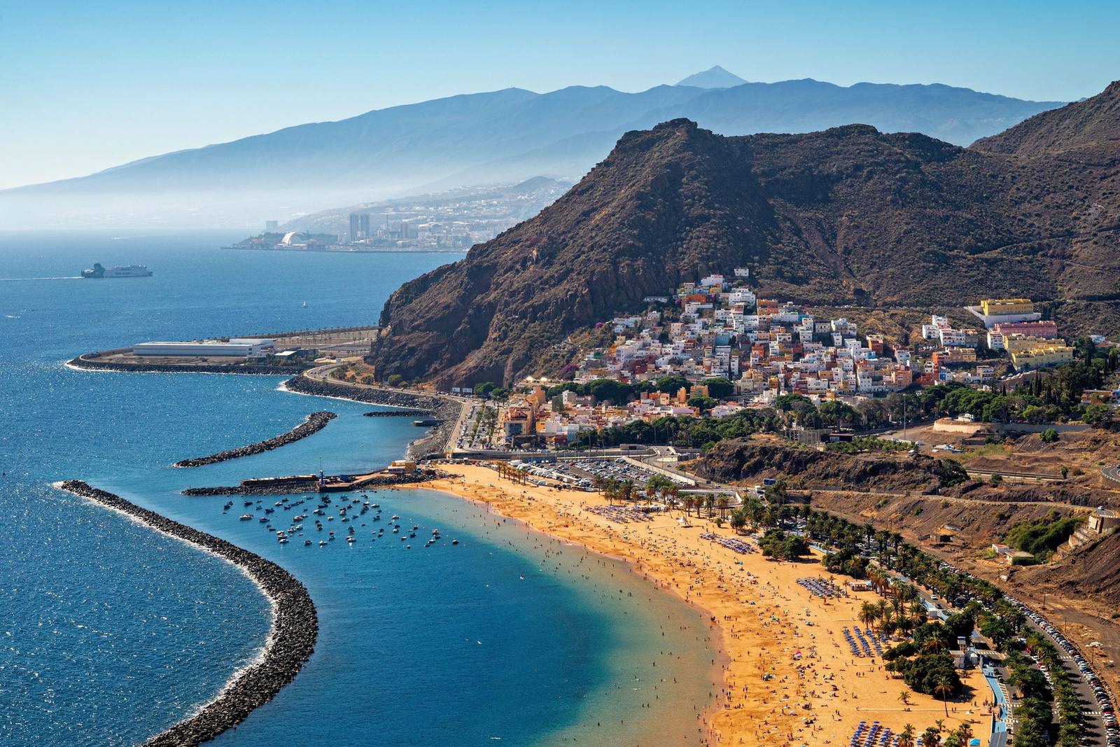 Aguas turquesas de Canarias
