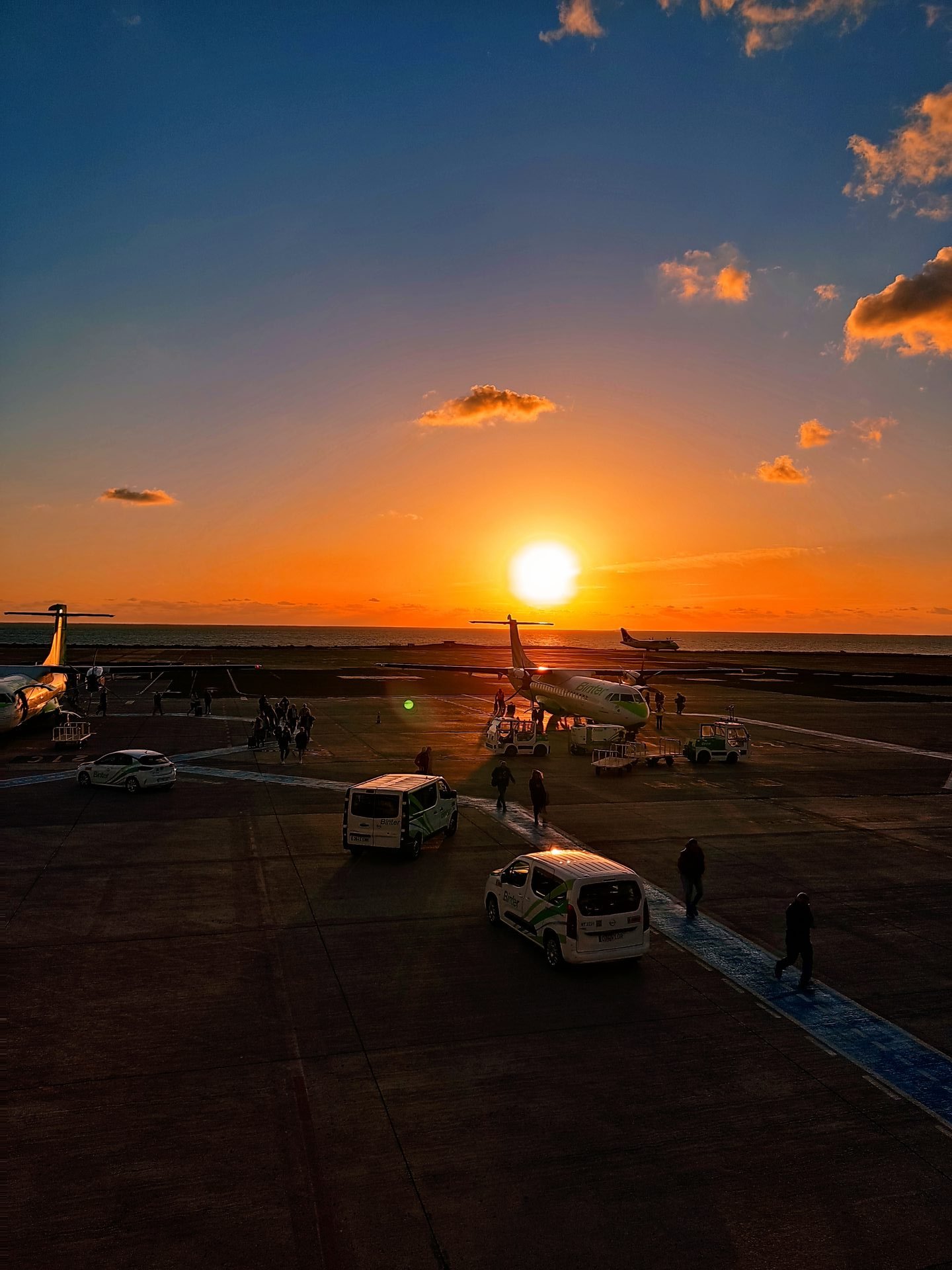Atardecer volcánico en Canarias